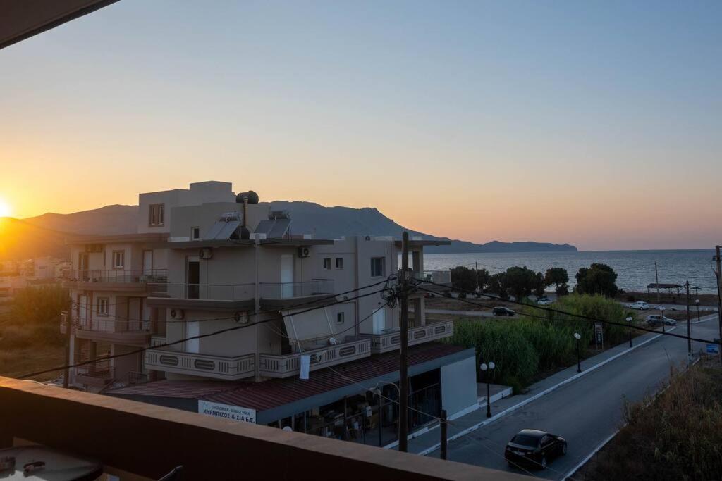 Smell Of The Sea Apartment Kissamos Bagian luar foto